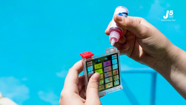 pool water testing 01
